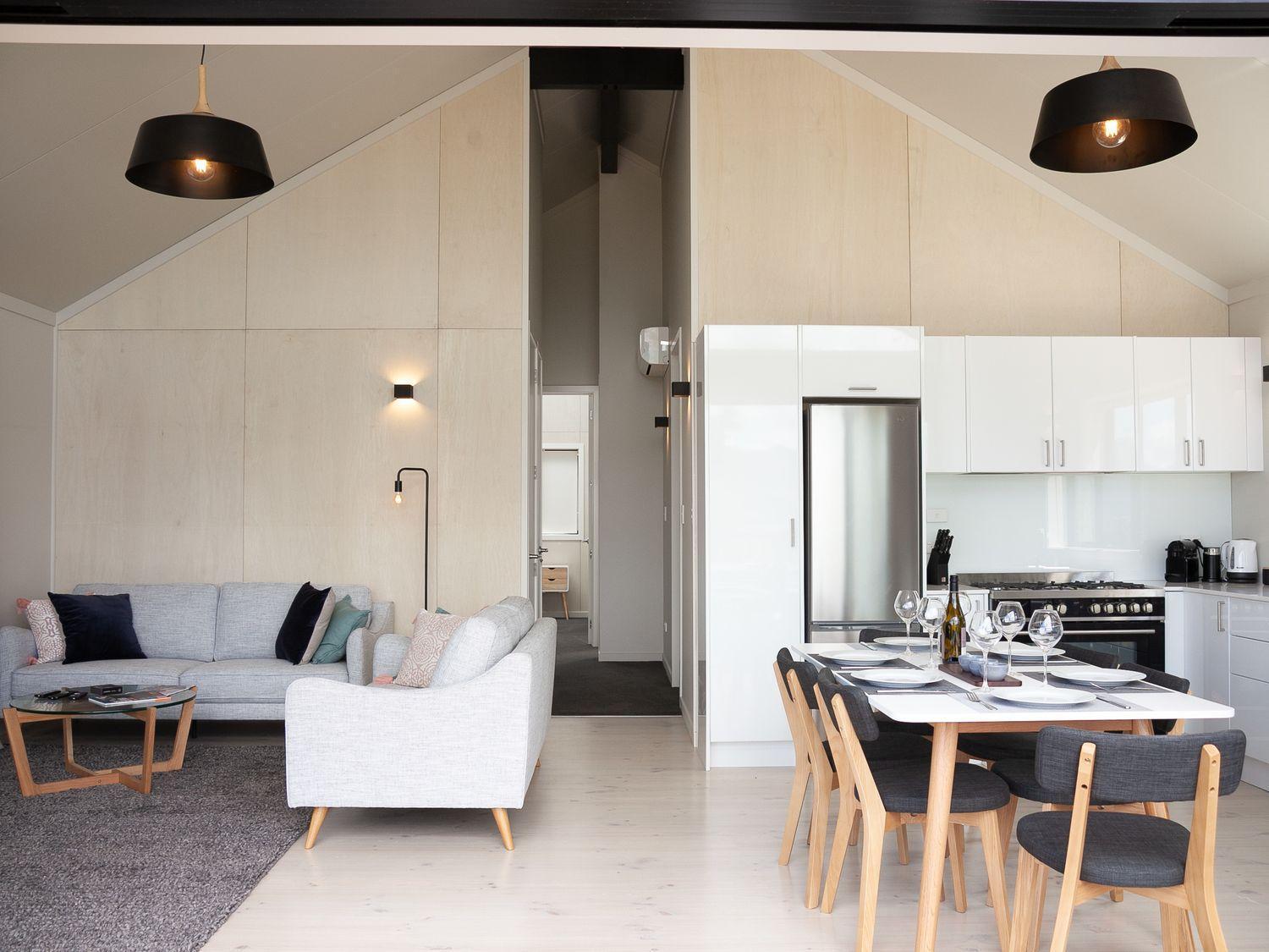Jollies Lodge Townhouse แฮนเมอร์สปริงส์ ภายนอก รูปภาพ
